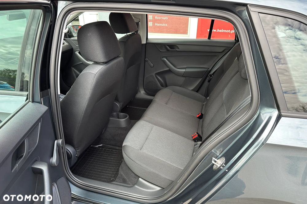 Skoda RAPID - 30