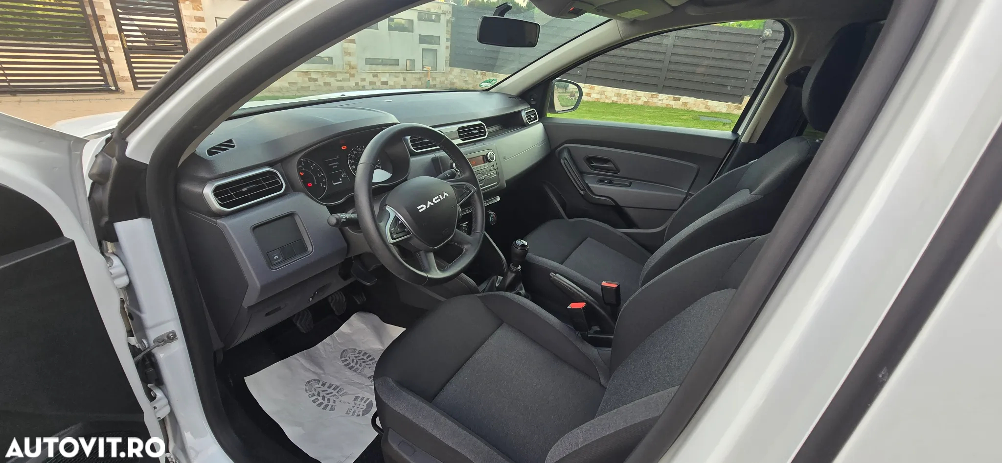 Dacia Duster TCe 100 2WD Comfort - 24