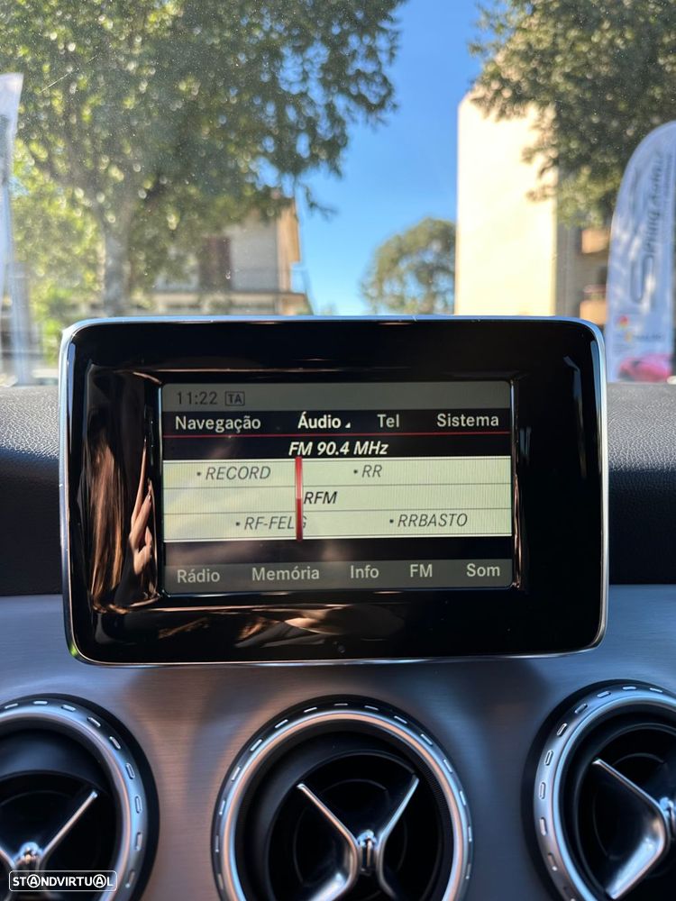 Mercedes-Benz GLA 200 CDi AMG Line - 16