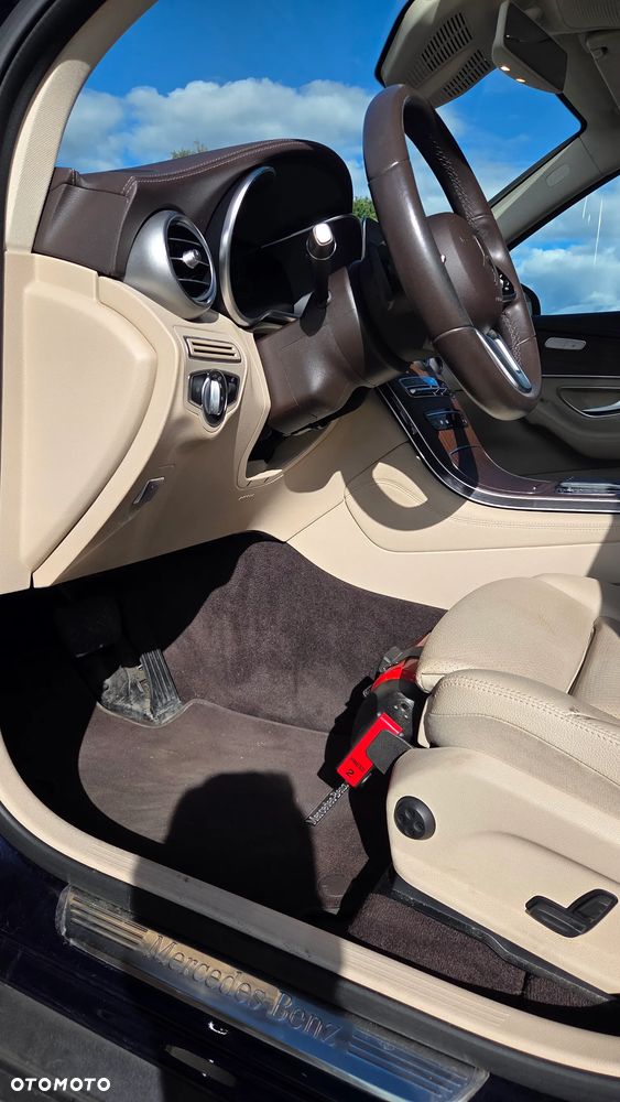 Mercedes-Benz GLC 200 4-Matic - 17