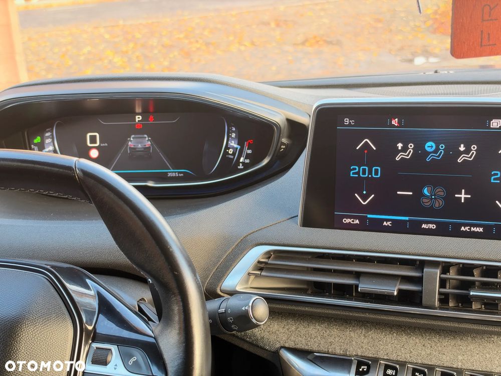 Peugeot 3008 1.2 PureTech GPF Allure S&S EAT8 - 32