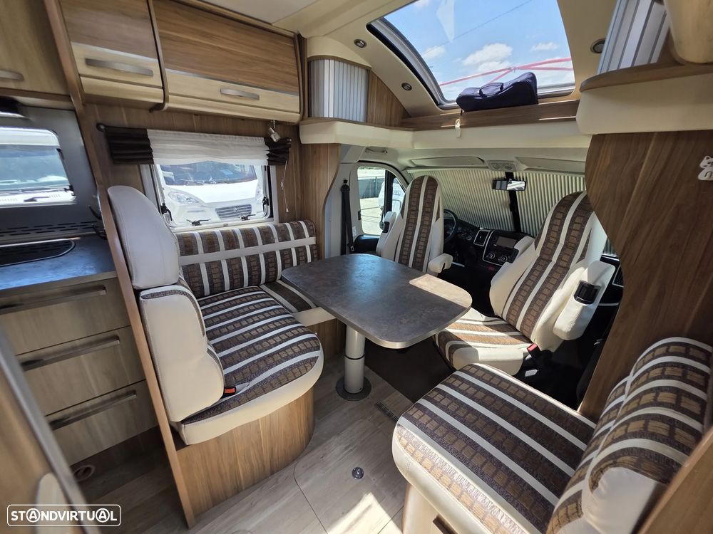Pilote Reference Explorateur 2.3 130cv Cama Central - 9