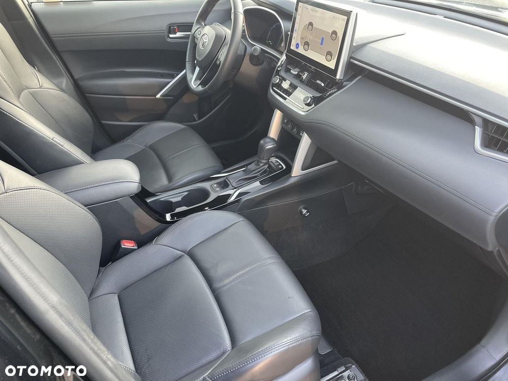 Toyota Corolla Cross 2.0 Hybrid Premiere Edition - 17