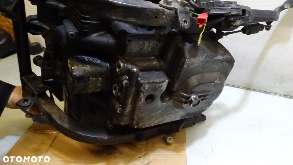 Silnik bez głowicy Suzuki GSX 600 F Katana 88-97 Blok Cylindry Tłoki Wał N706 - 11