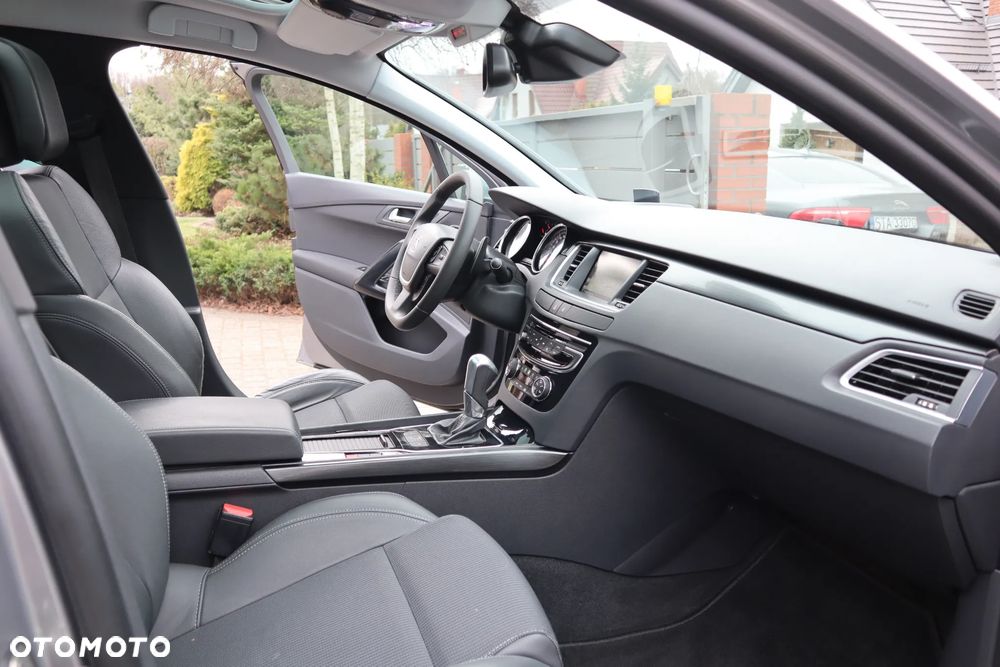 Peugeot 508 BlueHDi FAP 180 Automatik Stop&Start Allure - 11