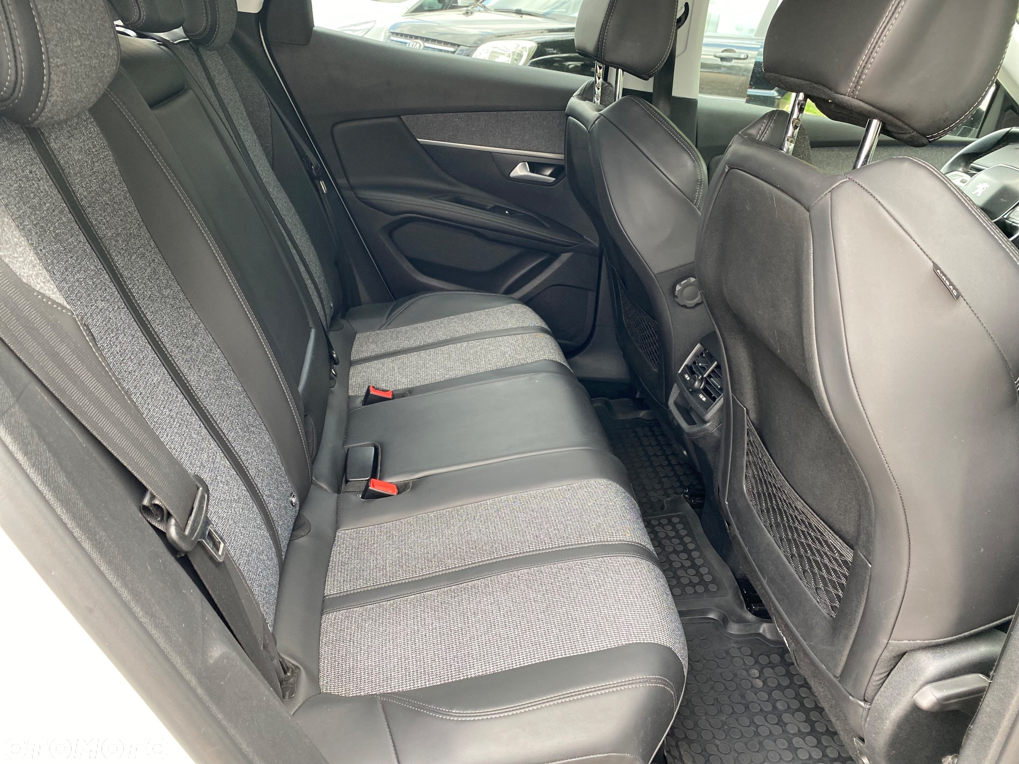 Peugeot 3008 BlueHDi 150 Stop & Start Active Business-Paket - 15