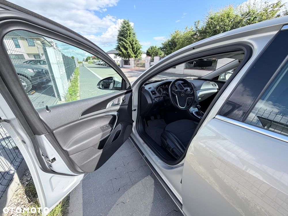 Opel Insignia 1.8 - 4