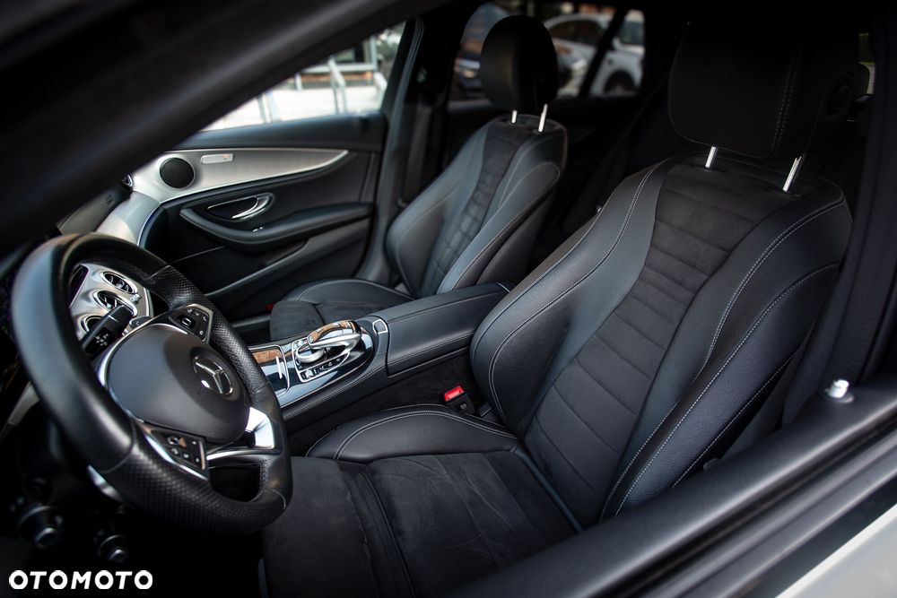 Mercedes-Benz Klasa E 220 d 9G-TRONIC - 12