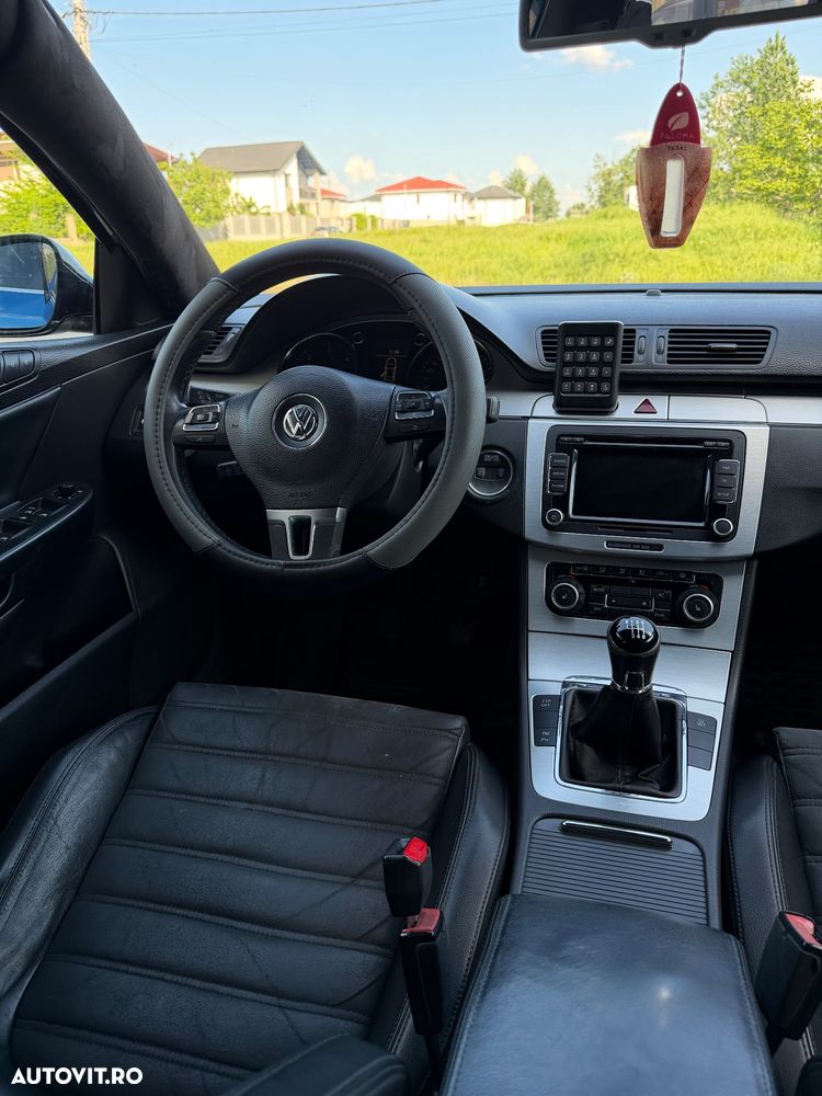 Volkswagen Passat 2.0 Blue TDI SCR R-Line - 11
