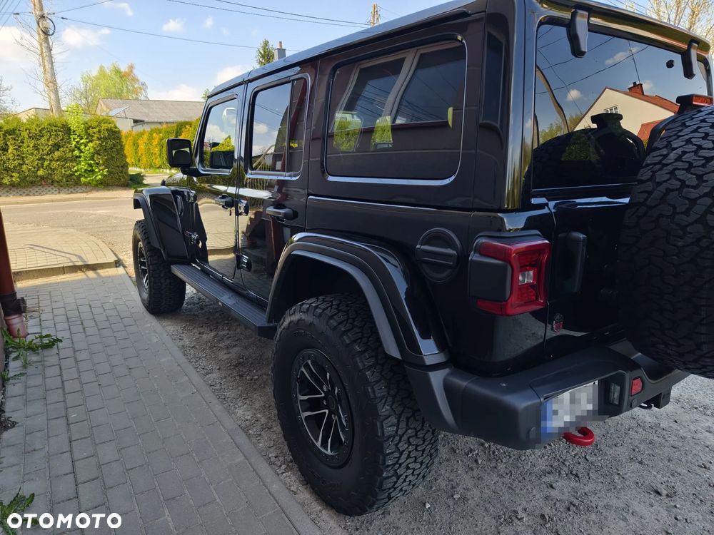 Jeep Wrangler - 4