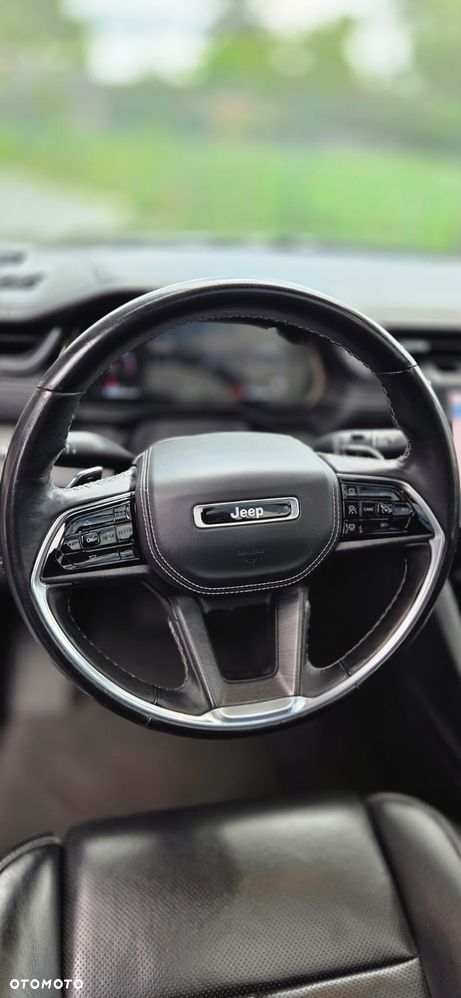 Jeep Grand Cherokee 5.7 V8 HEMI Overland - 14