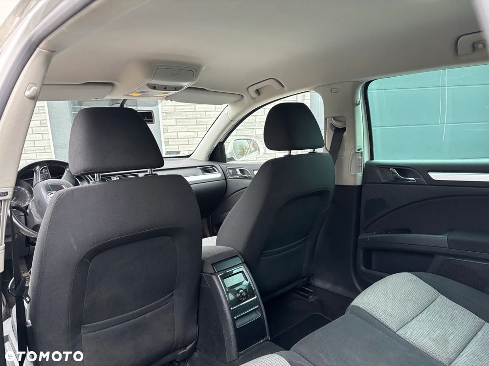 Skoda Superb 2.0 TDI Ambition - 5