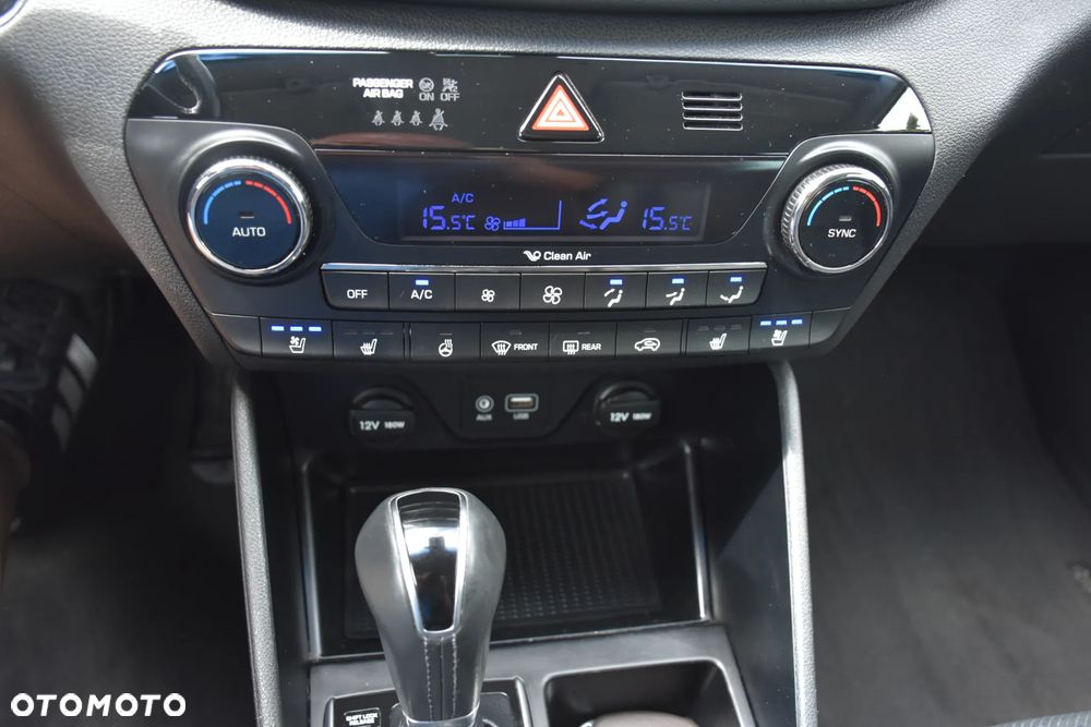 Hyundai Tucson blue 1.7 CRDi 2WD DCT Premium - 21