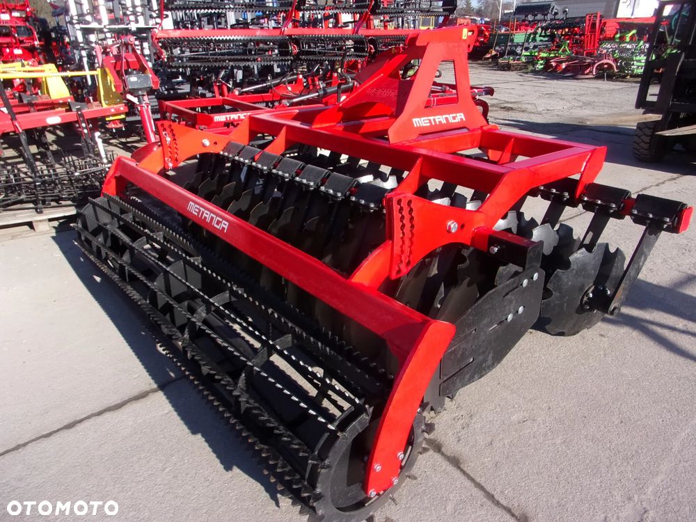 Akpil Brona Talerzowa Ciężka Hydraulicznie Składana BTCH 40 Euro-Masz, Brona talerzowa kompaktowa BT250, BT270, BT300 Metanga, Bomet, Euro-Masz; Brona talerzowa mini-simply BT160, BT180, BT200, BT220 Metanga, Euro-Masz, Brona talerzowa 2-walcowa typu "V", 4-walcowa typu "X" Bomet, Akpil - 19