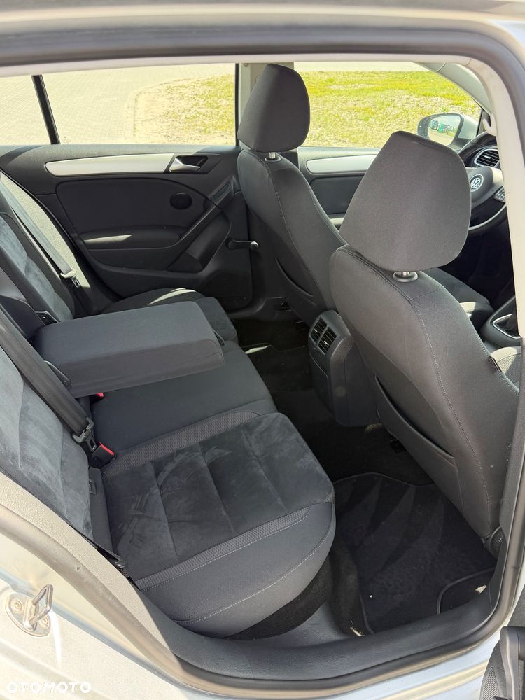 Volkswagen Golf - 9