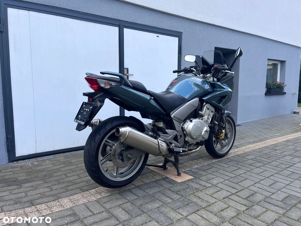 Honda CBF - 4