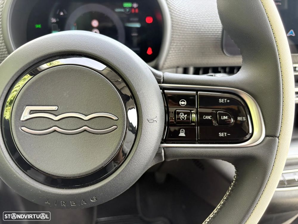 Fiat 500e La Prima - 15