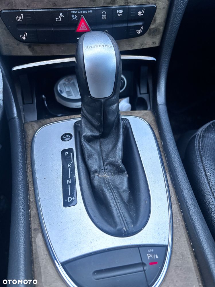 Mercedes-Benz Klasa E 320 CDI Avantgarde - 14