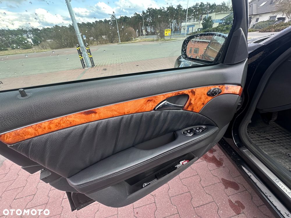 Mercedes-Benz Klasa E 220 CDI Automatik Elegance DPF - 11