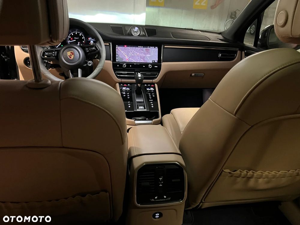 Porsche Macan T - 6