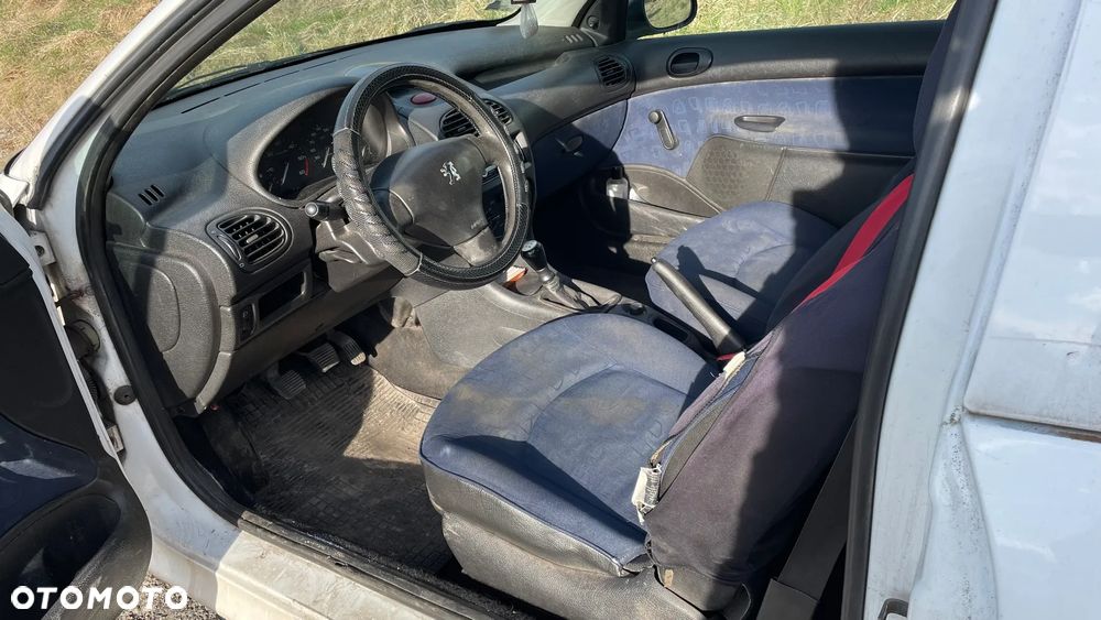 Peugeot 206 - 5