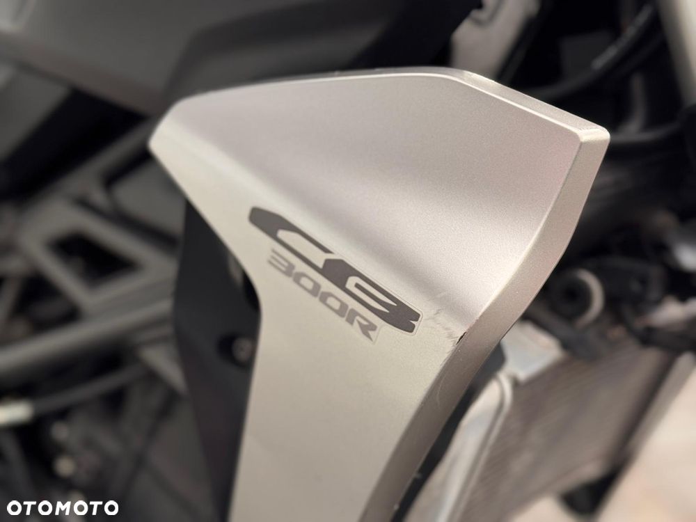 Honda CBF - 10