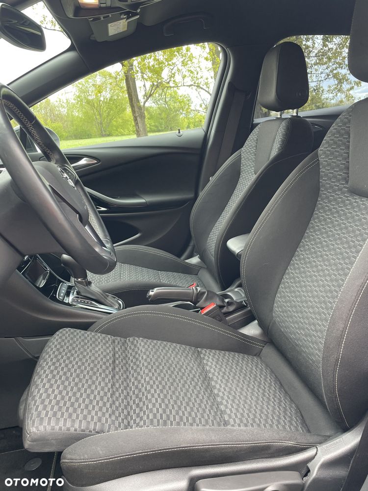 Opel Astra 1.4 T Dynamic S&S - 22