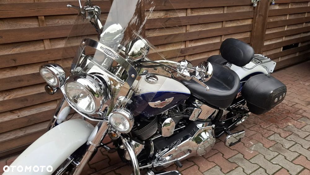 Harley-Davidson Softail Deluxe - 21