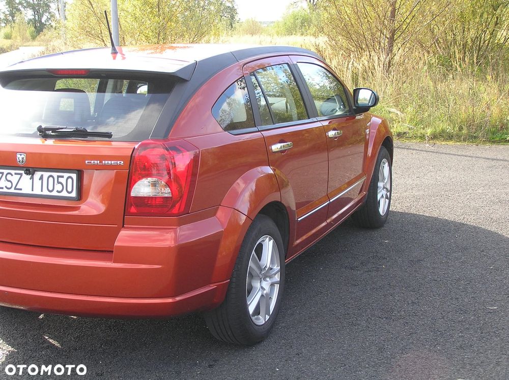 Dodge Caliber - 9