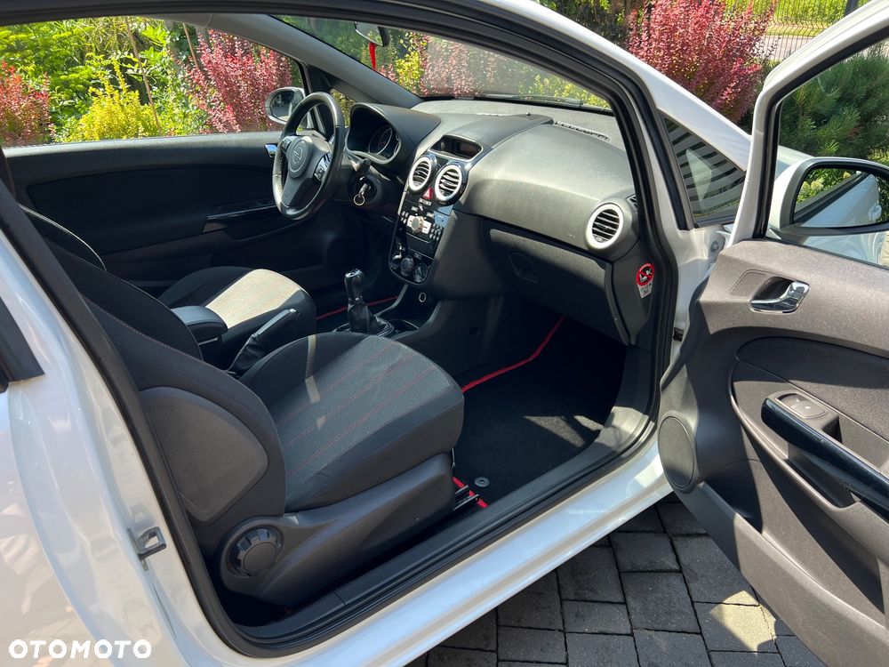 Opel Corsa 1.4 16V Color Edition - 12