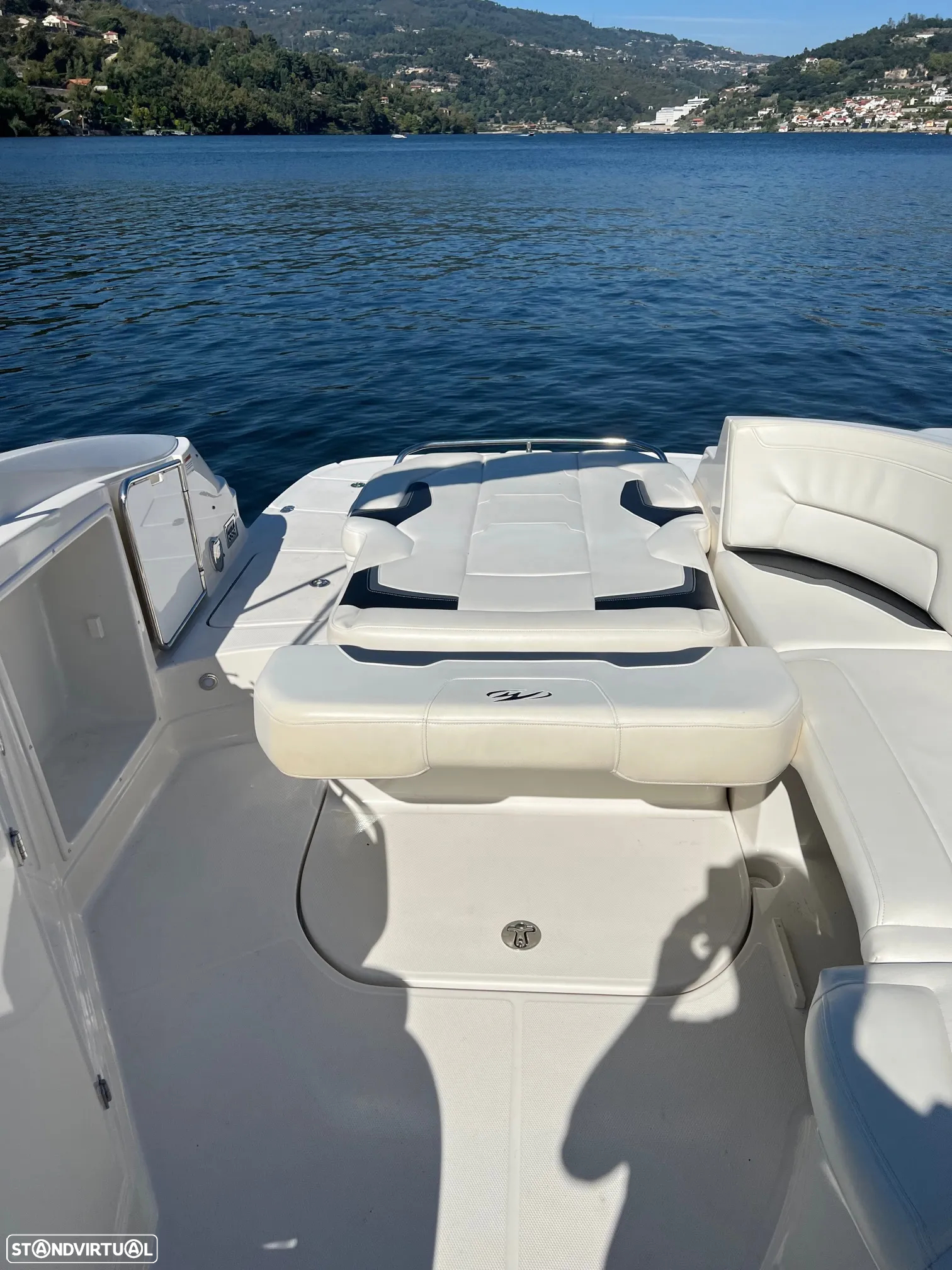 Monterey 264 FS - 9