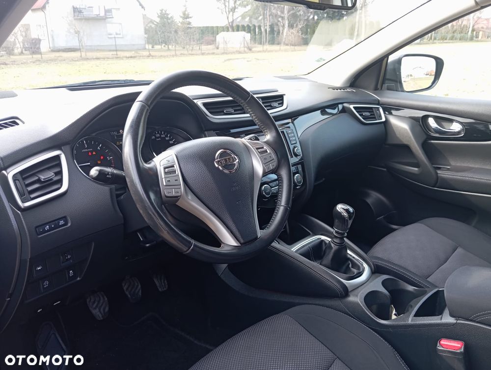 Nissan Qashqai - 14