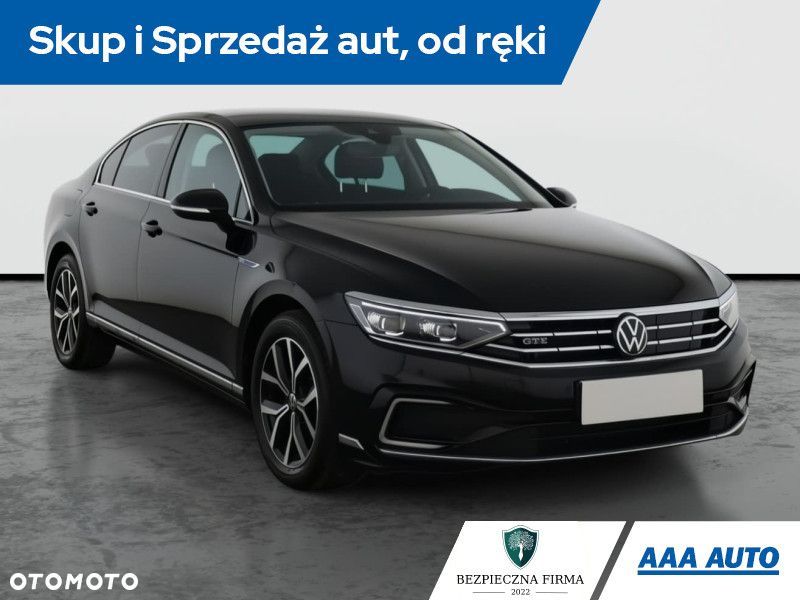 Volkswagen Passat - 3