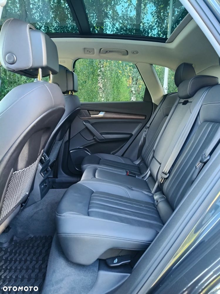 Audi Q5 40 TFSI quattro S tronic - 11