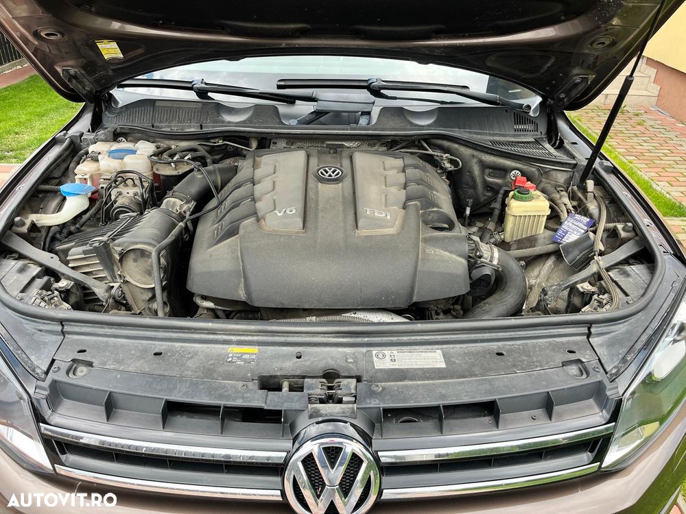 VOLKSWAGEN Touareg 2014 — imagine 14