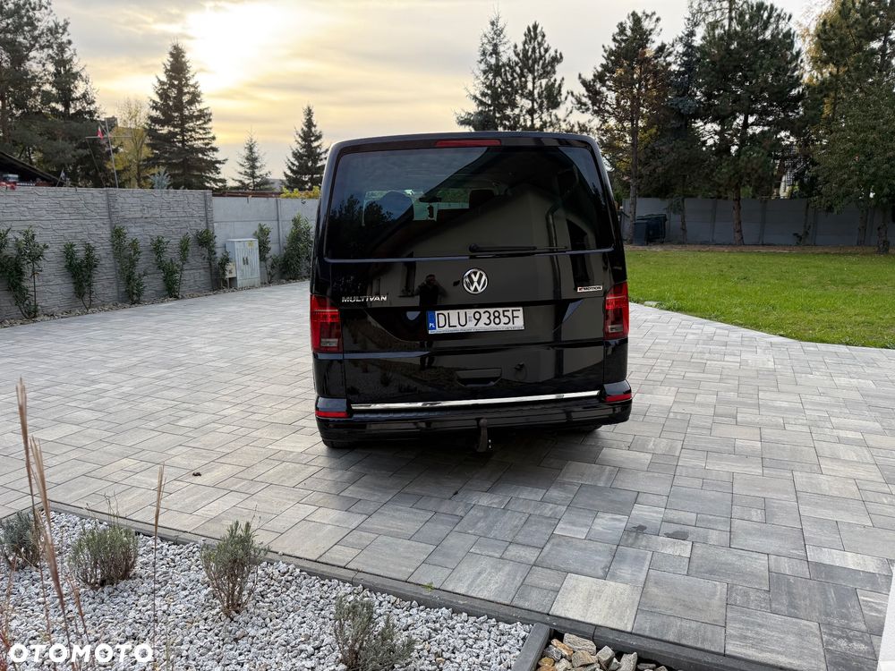 Volkswagen Multivan - 7