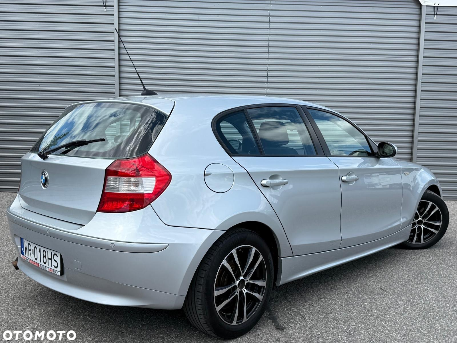 BMW Seria 1 - 27