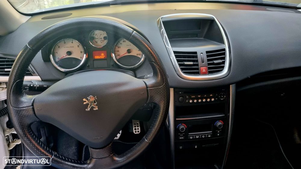 Peugeot 207 CC 1.6 16V - 16