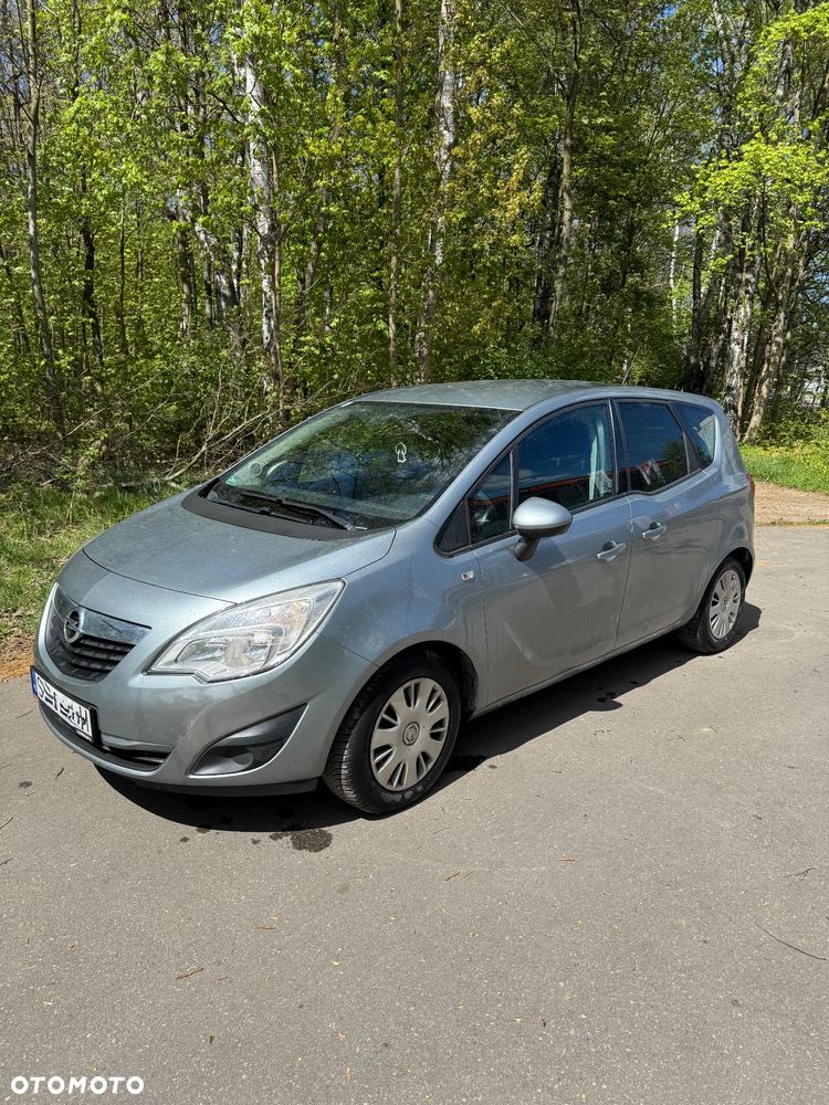 Opel Meriva - 11