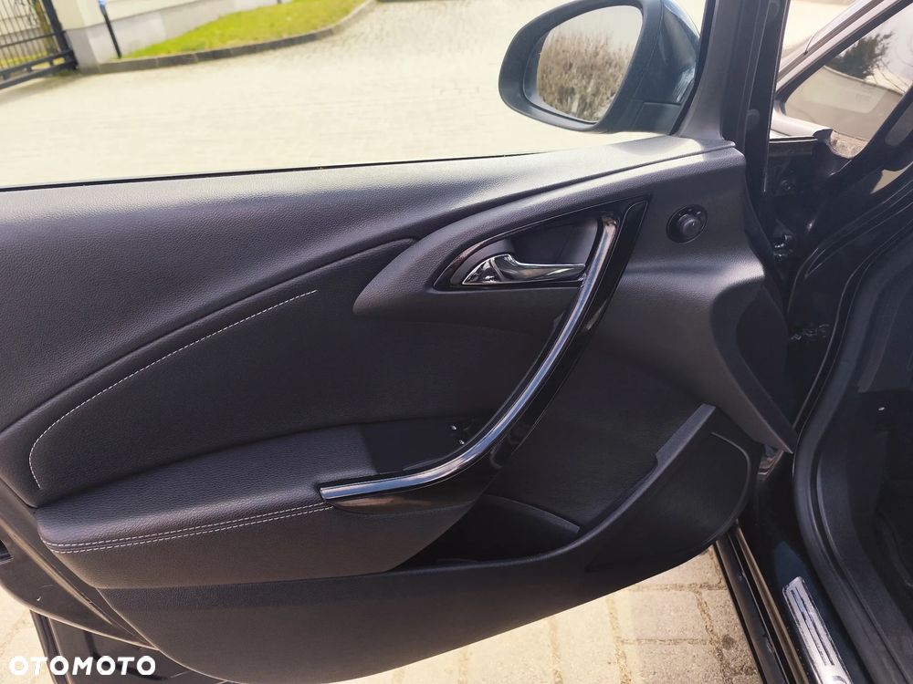 Opel Astra 1.7 CDTI DPF 150 Jahre - 13