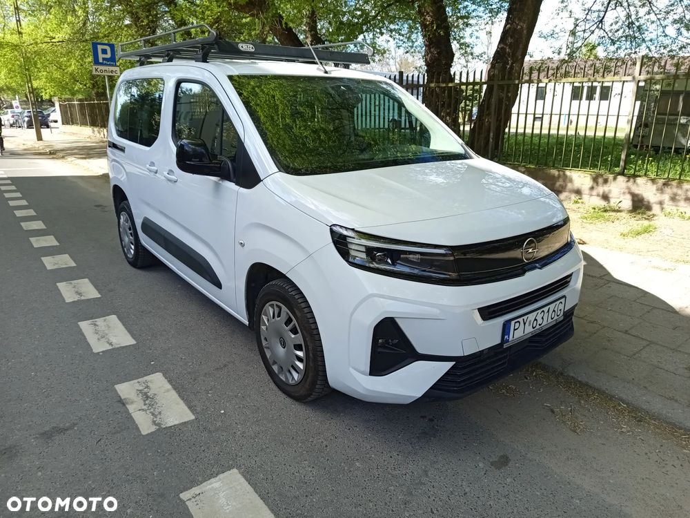 Opel Combo 1.5 CDTI Essentia S&S - 4