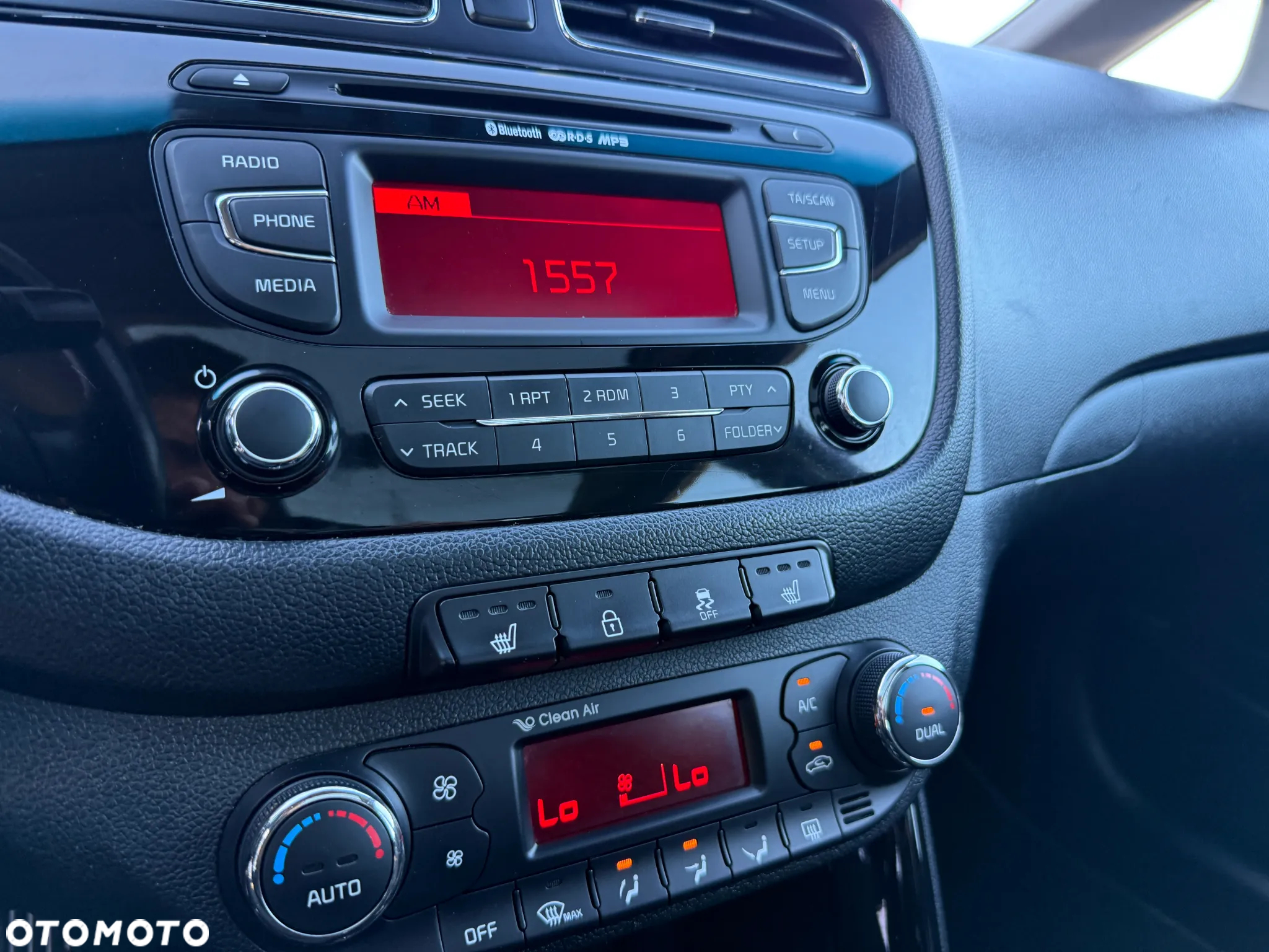 Kia Ceed 1.6 CRDi SCR L - 35