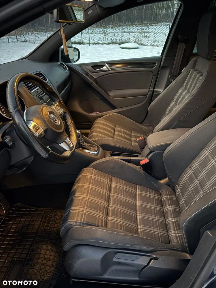 Volkswagen Golf 2.0 TDI DPF DSG GTD - 9