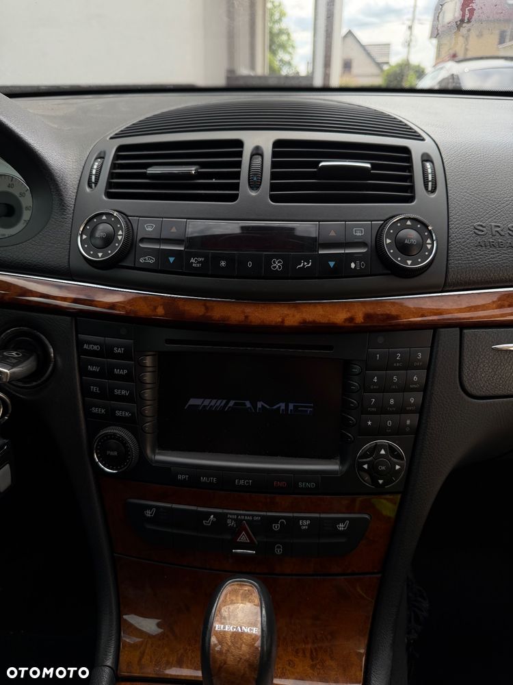 Mercedes-Benz Klasa E 500 Avantgarde - 17