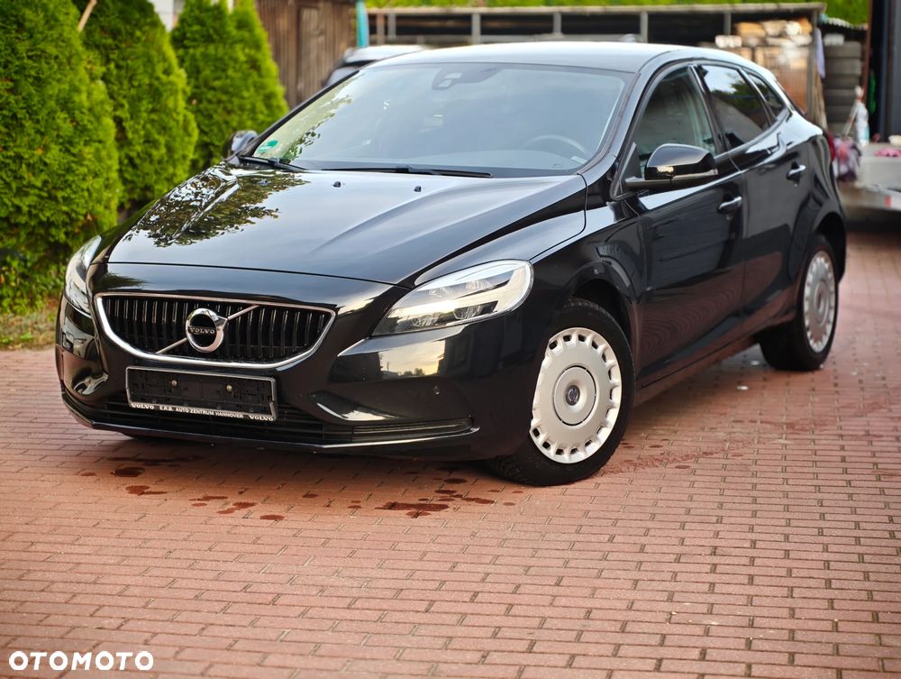 Volvo V40 D2 Momentum - 2