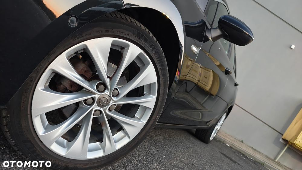 Opel Astra 1.4 Turbo Exklusiv - 12