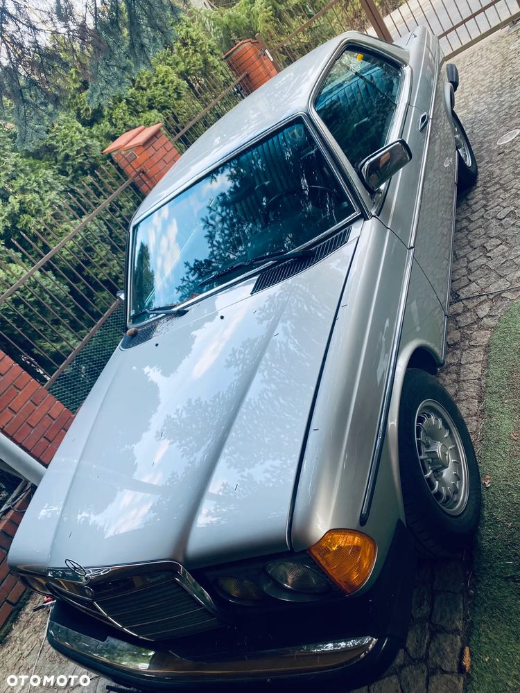 Mercedes-Benz W123 - 3