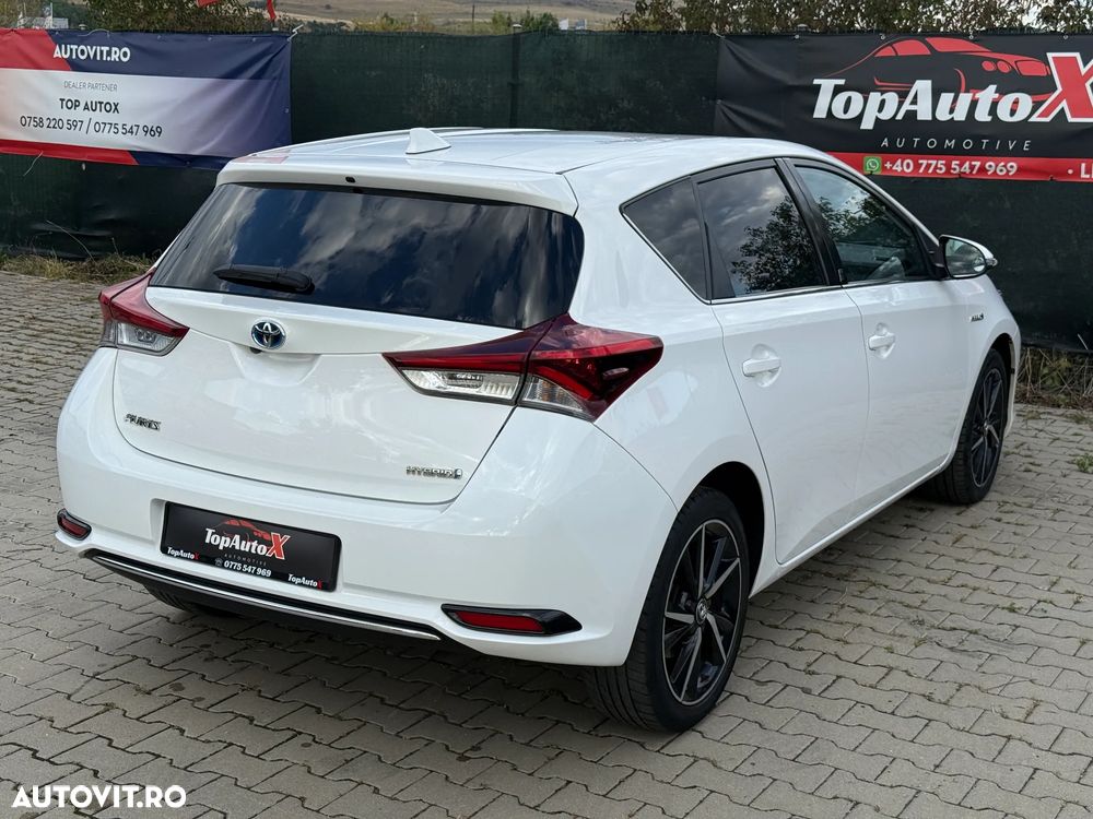 Toyota Auris 1.8 VVT-i Automatik Team Deutschland - 3