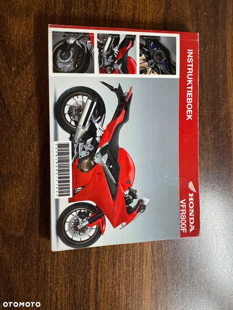 Honda VFR - 23