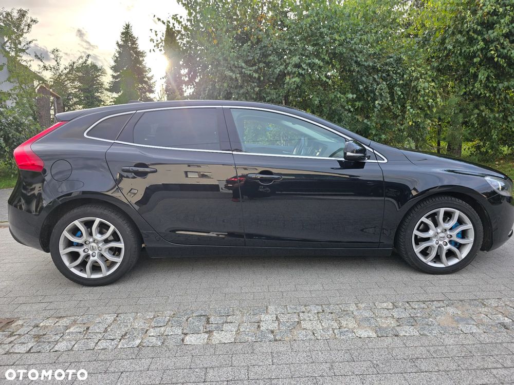 Volvo V40 D4 You - 17
